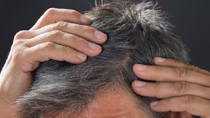 龟头发痒白色分泌物多是怎么回事